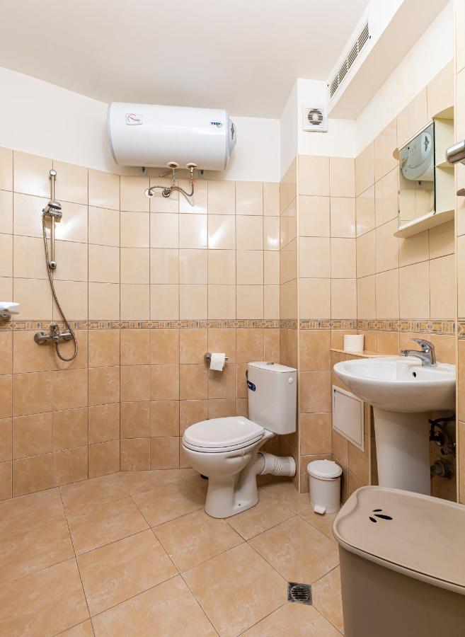 Sunny 1Bd Apartment In Old Town By Flat Mаnager Plovdiv Bagian luar foto